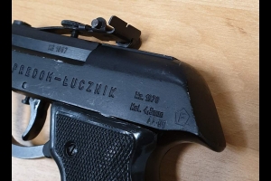 Pistolet pneumatyczny Predom - Łucznik wz. 1970 kal. 4,5mm