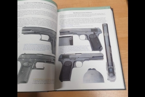 FN Browning Pistols Anthony Vanderlinden 2 tomy