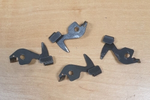 Zwalniacz kurka SIG P226 - używany
