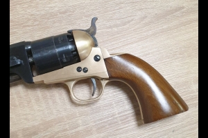 Colt Navy 1851 kal. .44BP Euroarms Brescia