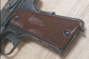 Pistolet VIS P35 + kabura BNZ 1944 + magazynek