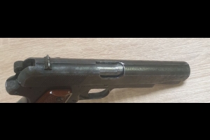 Pistolet VIS P35 + kabura BNZ 1944 + magazynek
