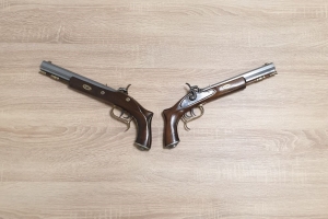 Para pistoletów czarnoprochowych Jacobi Iserlohn kal. 45BP