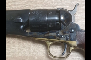 Colt Army 1860 kal. .44BP Uberti