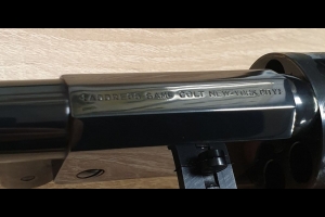 Colt Model U.S.M.R. Bicentennial 1776 - 1976