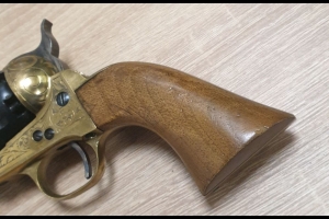 Colt Navy 1851 kal. .44BP - grawer