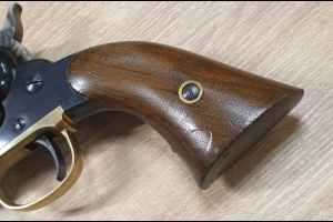 Remington kal. 44BP Navy Arms Co. Ridgefield