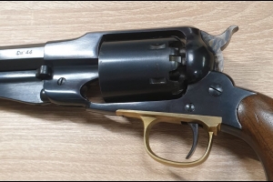 Remington kal. 44BP Navy Arms Co. Ridgefield