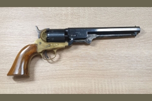 Colt Navy 1851 kal. .36BP Uberti