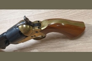 Colt Navy 1851 kal. .36BP Uberti