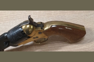 Colt Navy 1851 kal. .36BP PR FIE