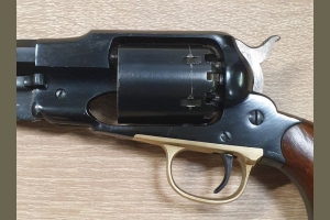 Remington New Model Army 1858 kal. .44BP Uberti