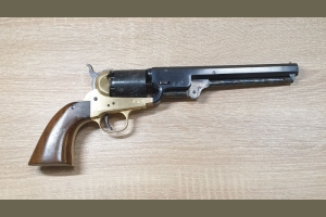 Colt Navy 1851 kal. .36BP Uberti