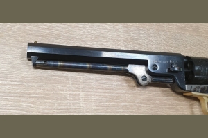 Colt Navy 1851 kal. .36BP Uberti