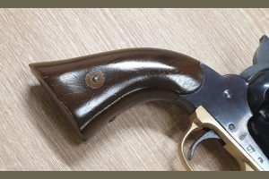Remington 1858 kal. .44BP Pietta