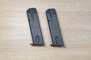 Magazynek SIG Sauer P226 kal. 9mmPara - nowy