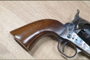 Colt Army 1861 kal .36BP Uberti