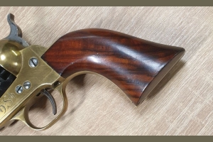 Colt Navy Mod 1861 Reb. Nord cal. 36BP Uberti