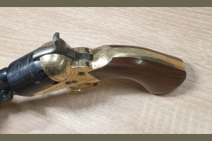 Colt Navy 1851 kal. .36BP Euroarms grawerowany
