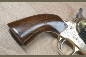 Colt Navy 1851 kal. .36BP Euroarms grawerowany