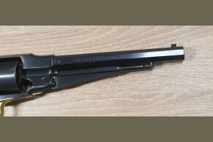 Remington New Model Army 1858 kal. .44BP Uberti