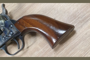 Colt Army 1860 kal. .36BP Uberti