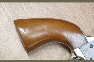 Colt Navy 1851 kal. .44BP Euroarms 1975r. nowy