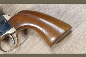 Colt Navy 1851 kal. .44BP Euroarms 1975r. nowy