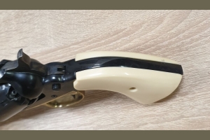 Remington New Model Army 1858 kal. .44BP Euroarms of America