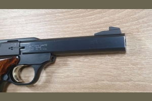 Browning Buck Mark kal .22Lr