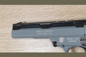 Smith & Wesson Mod. 22S kal. .22LR - zestaw