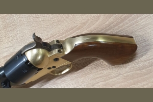 Colt Navy 1851 kal 36BP Pietta