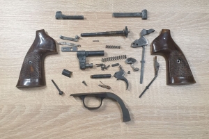 Reck Mod R15 kal .38Special - zestaw części
