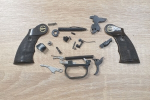 Rohm RG11 kal. .22LR - zestaw części