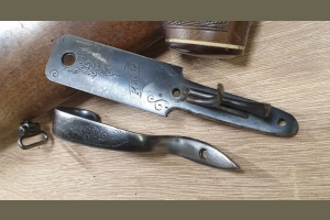 Bok IŻ 12 kal. .12/70 - zestaw części