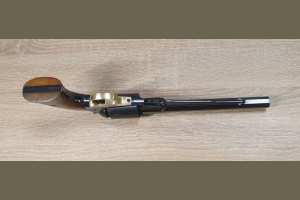 Remington mod. 1858 kal .44BP Navy Arms Co. Ridgefield