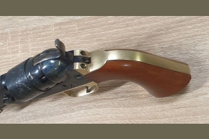 Colt Pocket Navy kal. .36BP Uberti & Gardone