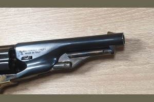 Colt Army mod. 1860 kal. .44BP Uberti lufa 5,5