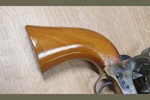 Colt Army 1860 kal. .44BP Uberti