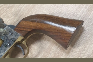 Colt Army 1860 kal. .44BP Uberti