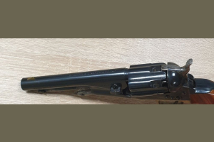 Colt Army 1860 kal. 44BP Uberti Sheriff