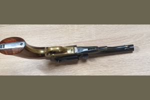 Colt Army 1860 kal. 44BP Uberti Sheriff