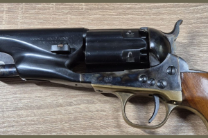 Colt Army 1860 kal. 44BP Uberti Sheriff - zestaw