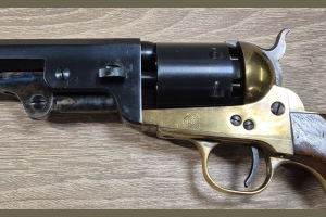 Colt Navy 1851 kal. .36BP Original HEGE - UBERTI
