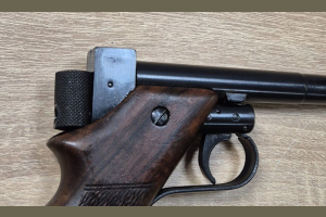 Sportovní pistole Pavlíček PAV mod. 50 ráži .22 LR 1952r.