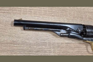 Colt Army 1860 kal .44BP A.Uberti & C.Gardone V.T