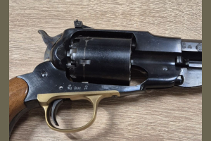 Remington Model 1858 New Army Target kal. 44BP Uberti