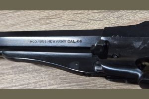 Remington Model 1858 New Army Target kal. 44BP Uberti