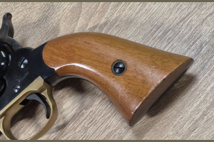 Remington Model 1858 New Army Target kal. 44BP Uberti