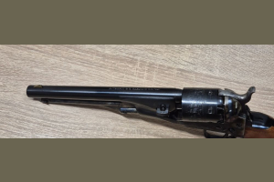 Colt Model 1861 Navy kal. .36BP Uberti & Gardone